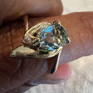Gold-tone topaz ring, size 7.5